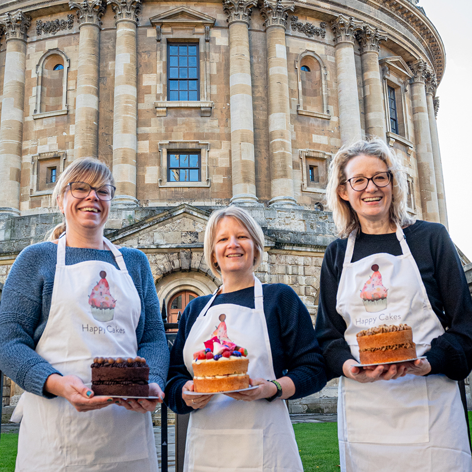 Happy Cakes Team - Roxy Owen Photography Happy Cakes Team - Roxy Owen Photography