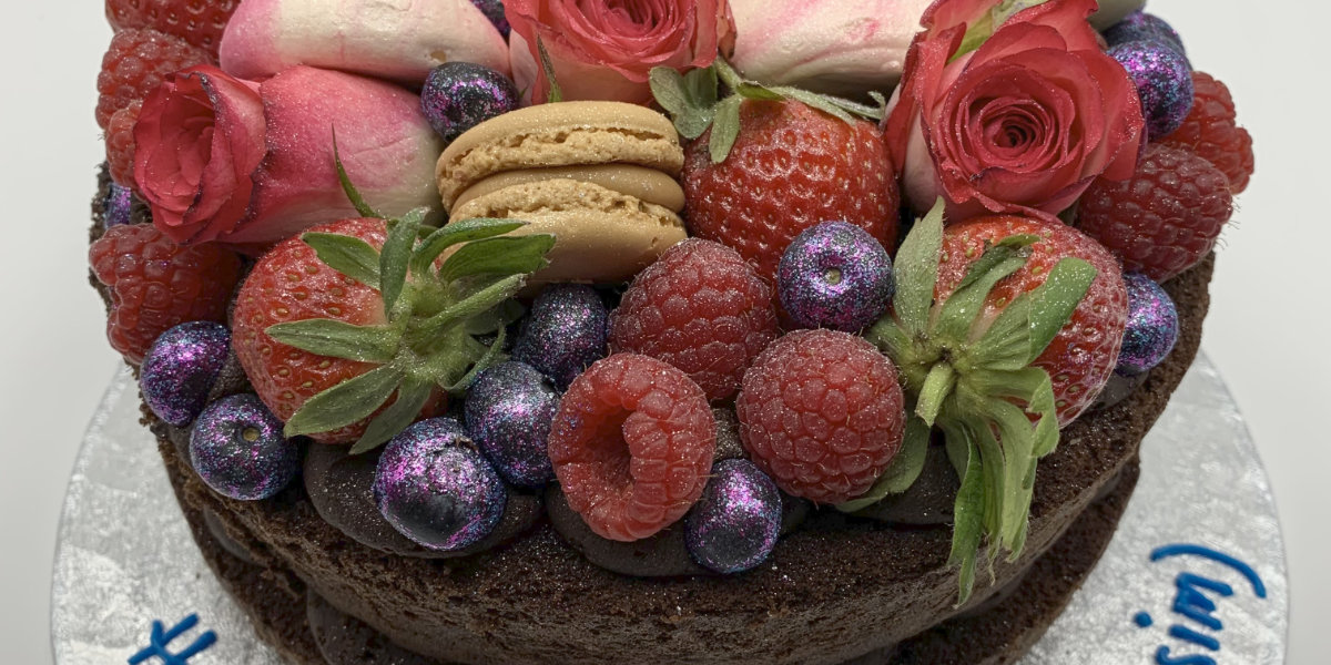 Macaron birthday cake