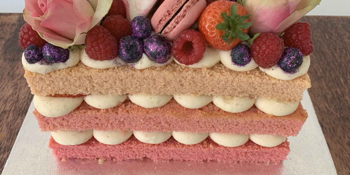 Ombre pink cake summertown