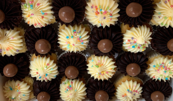 Baby cakes giftbox