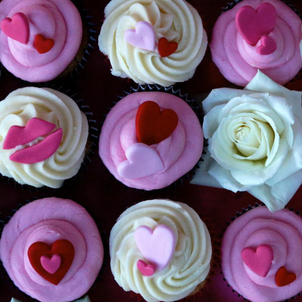 Valentines day cupcake delivery oxford
